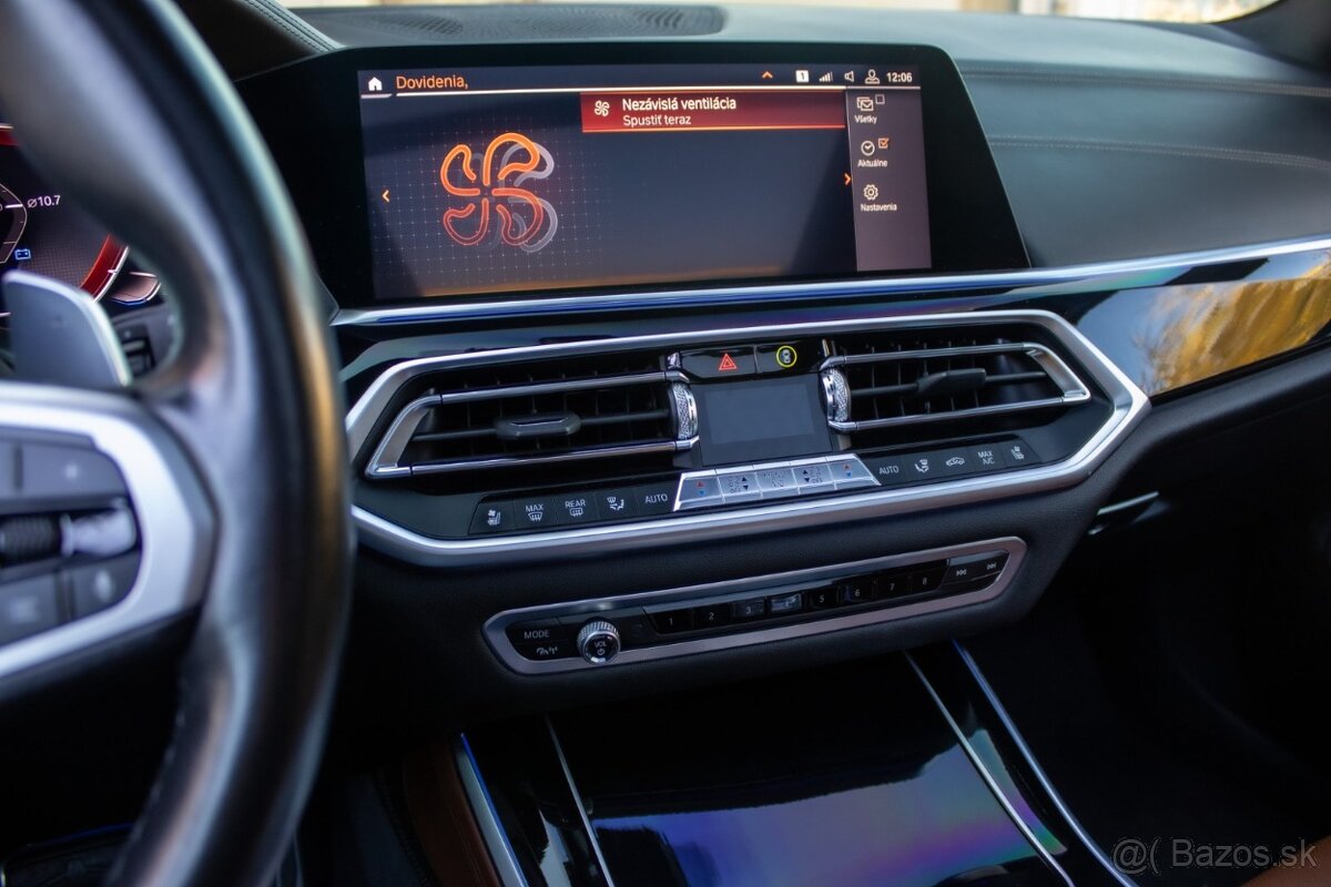 BMW X5 xDrive M50d A/T - 17