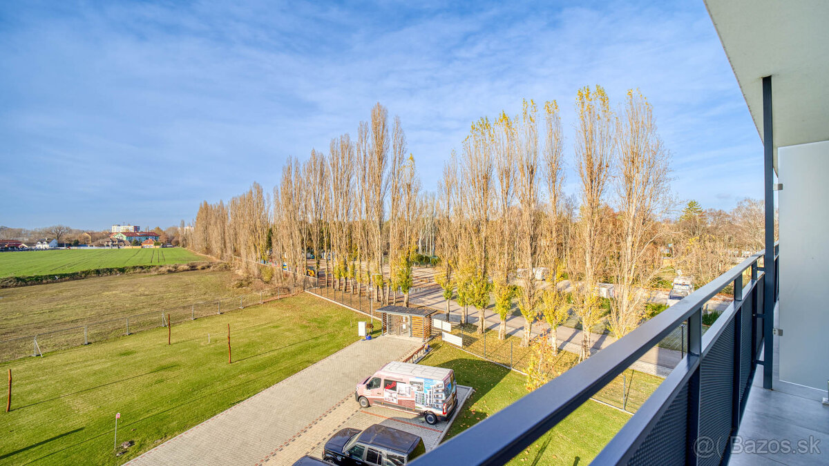 Štýlový kompletne zariadený 2 izbový apartmán s terasou s mo - 17