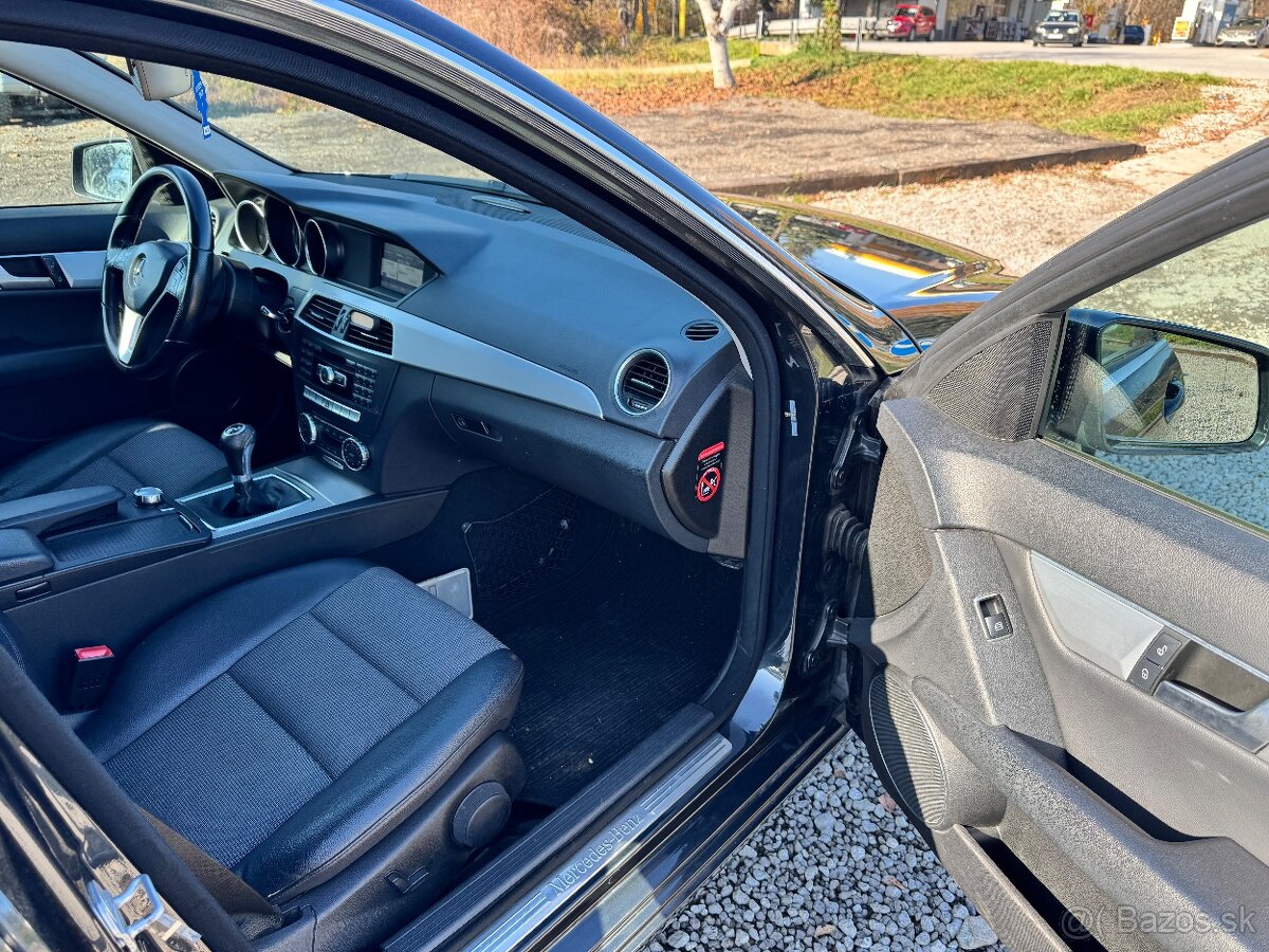 Mercedes-Benz C trieda Kombi C200 cd BlueEFFICIENCY Avantgar - 17