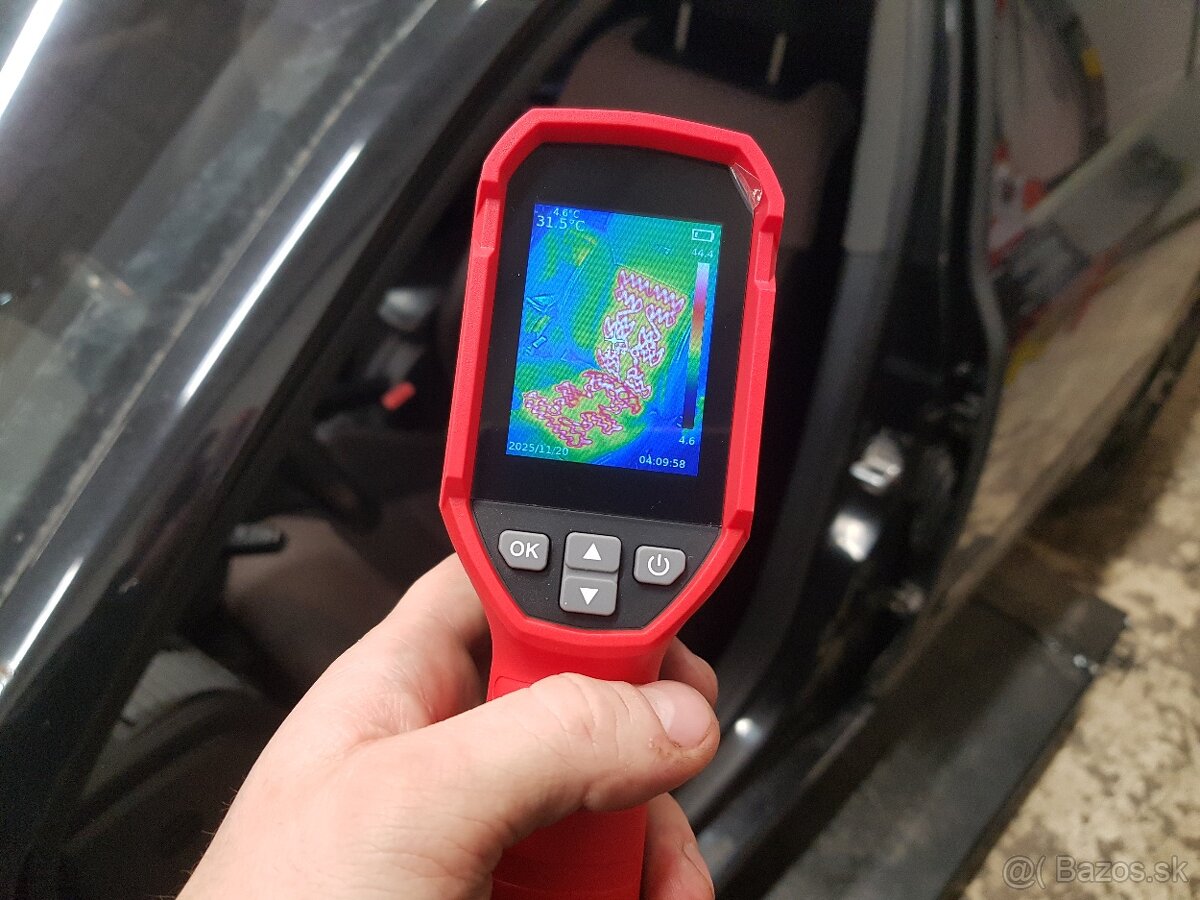 Predám polokožené sedačky Škoda Octavia 2 RS Combi - 17