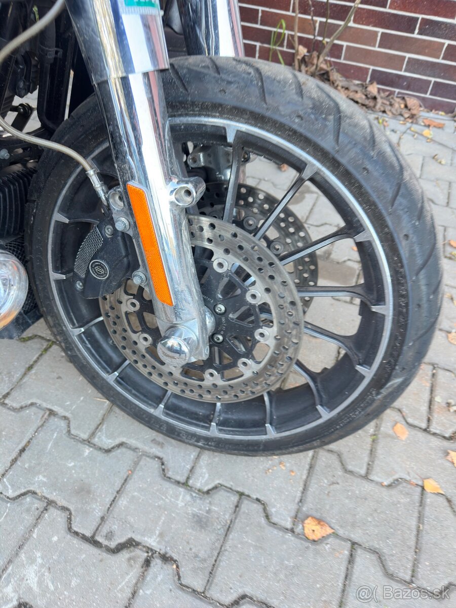 Harley Davidson Street glide CVO - 17