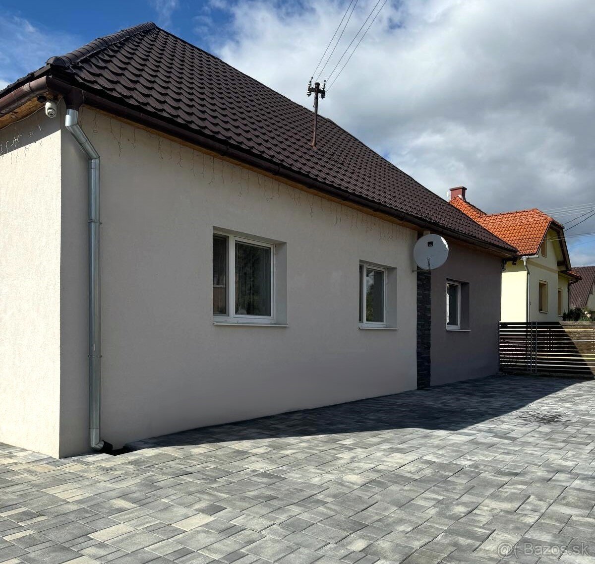 Zrekonštruovaný 4 izbový RD - 20 min od mesta ZVOLEN - 17