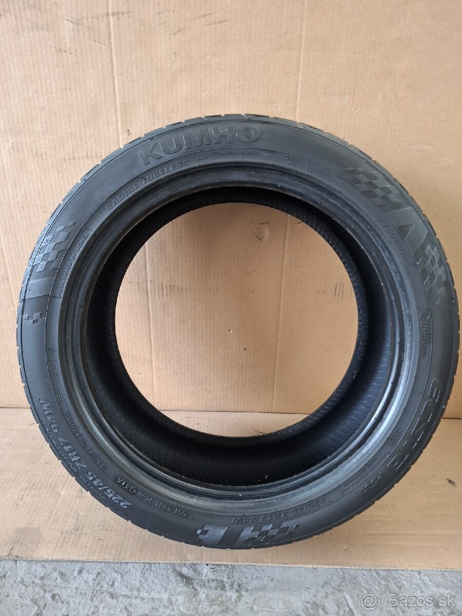 rôzne pneu 225/45 R17 - 17