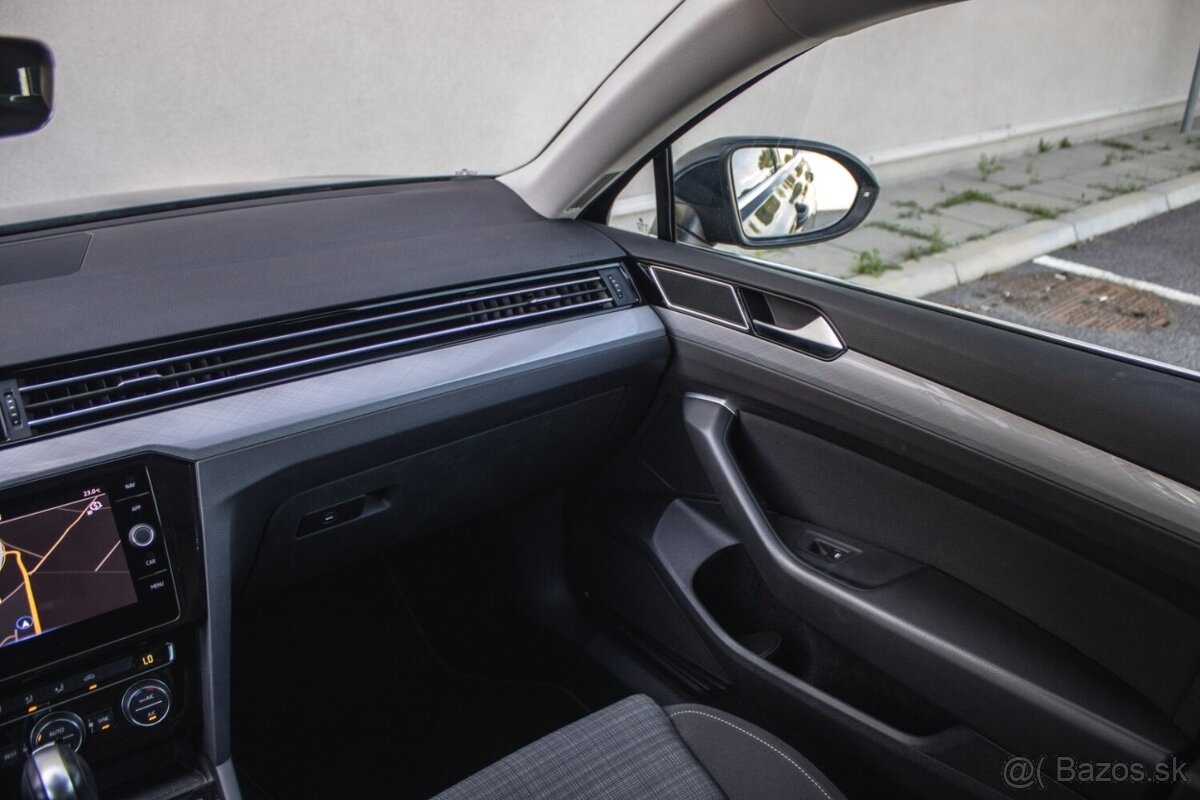 Volkswagen Passat Variant 2.0 TDI EVO Business DSG - TOP - 17