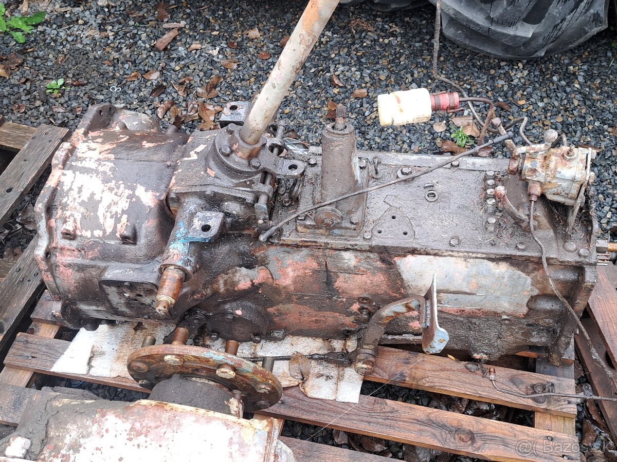 Motor zetor 3001. pro 3011. 3012. 3013. 3045. - 17