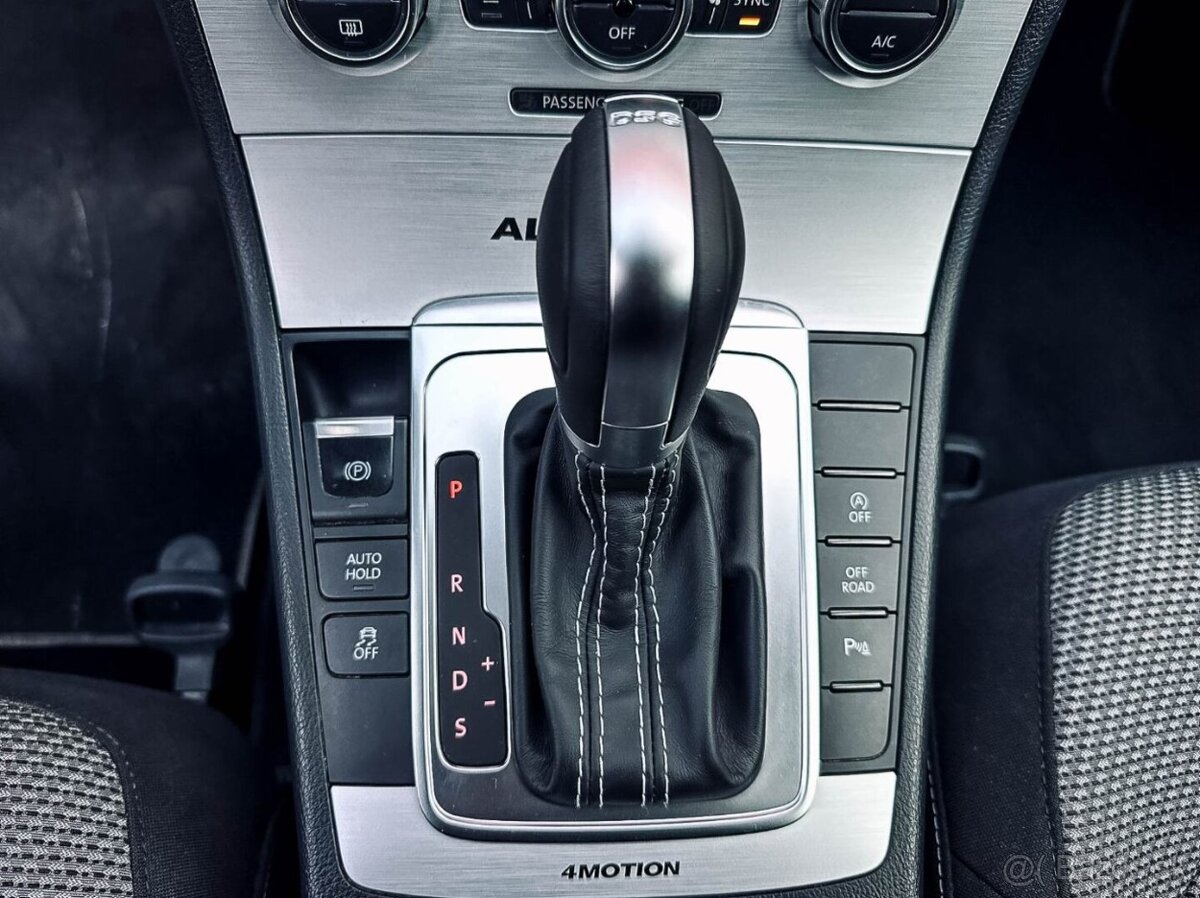 Volkswagen Passat Alltrack variant B7 2.0 tdi 130kW - 17