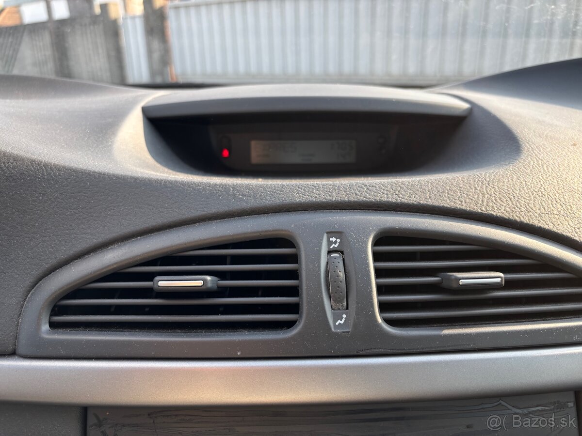 Predám Renault Laguna - 17