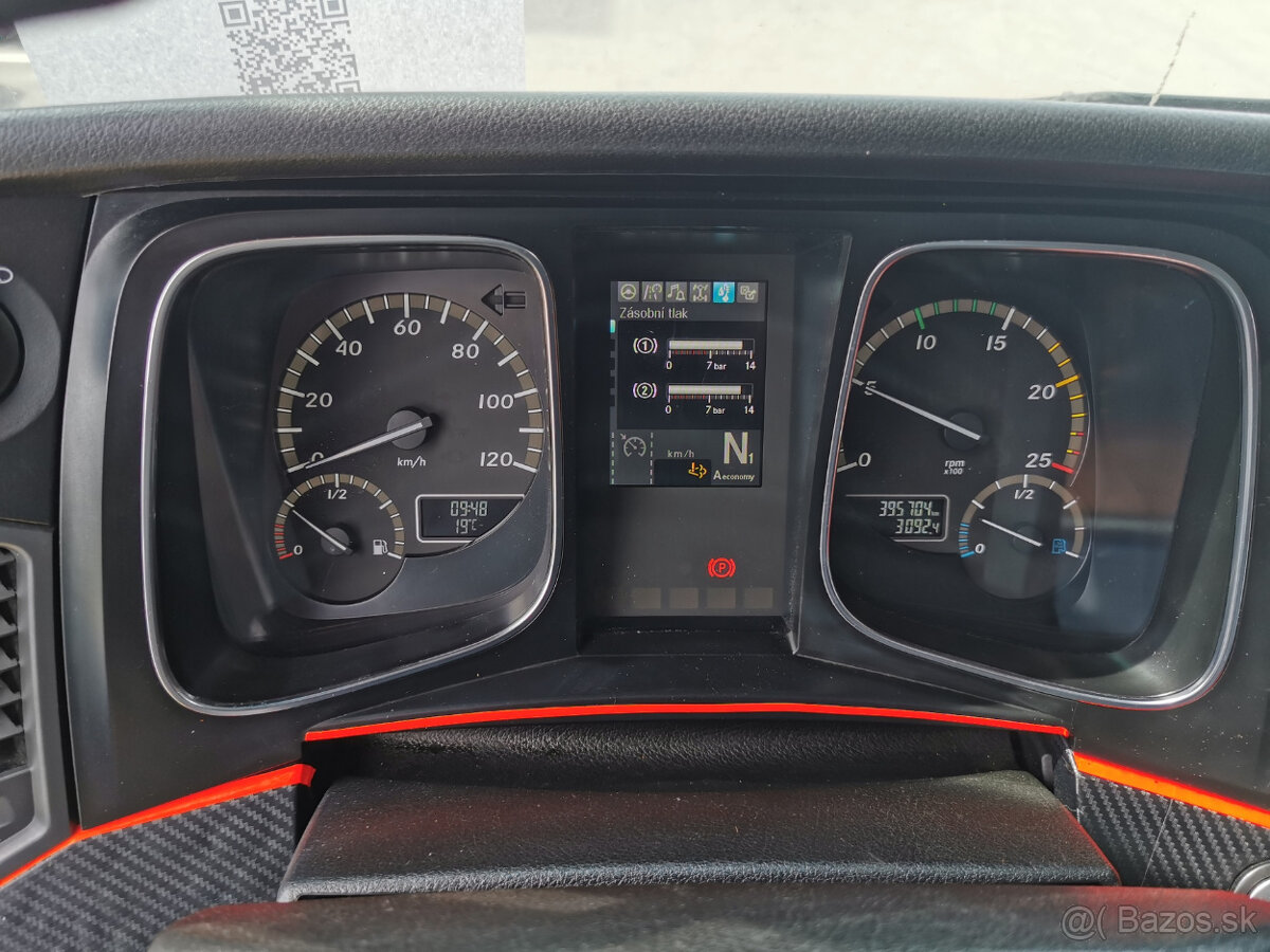 Prodám tahač návěsů MERCEDES-BENZ ACTROS 1842 LS EURO 6 hydr - 17