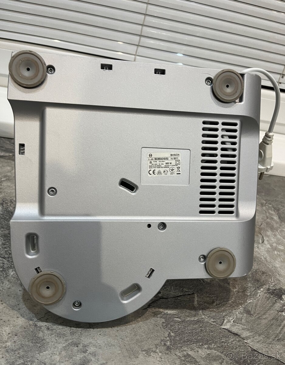 Bosch MUM 54240 900W kuchynský robot - 17