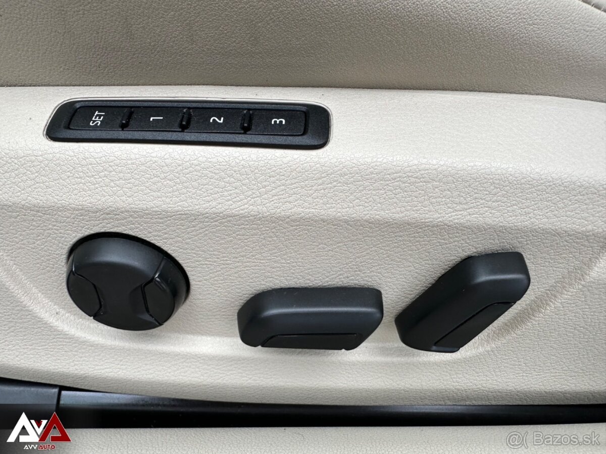 Škoda Superb Combi 2.0 TDI Style DSG,Pôvodný lak,Virtual,SR - 17