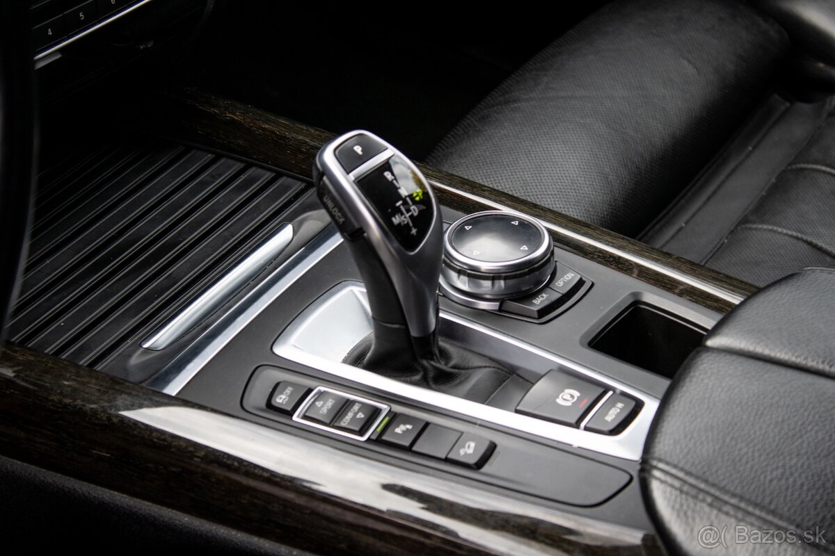 BMW X5 xDrive40d A/T - 17