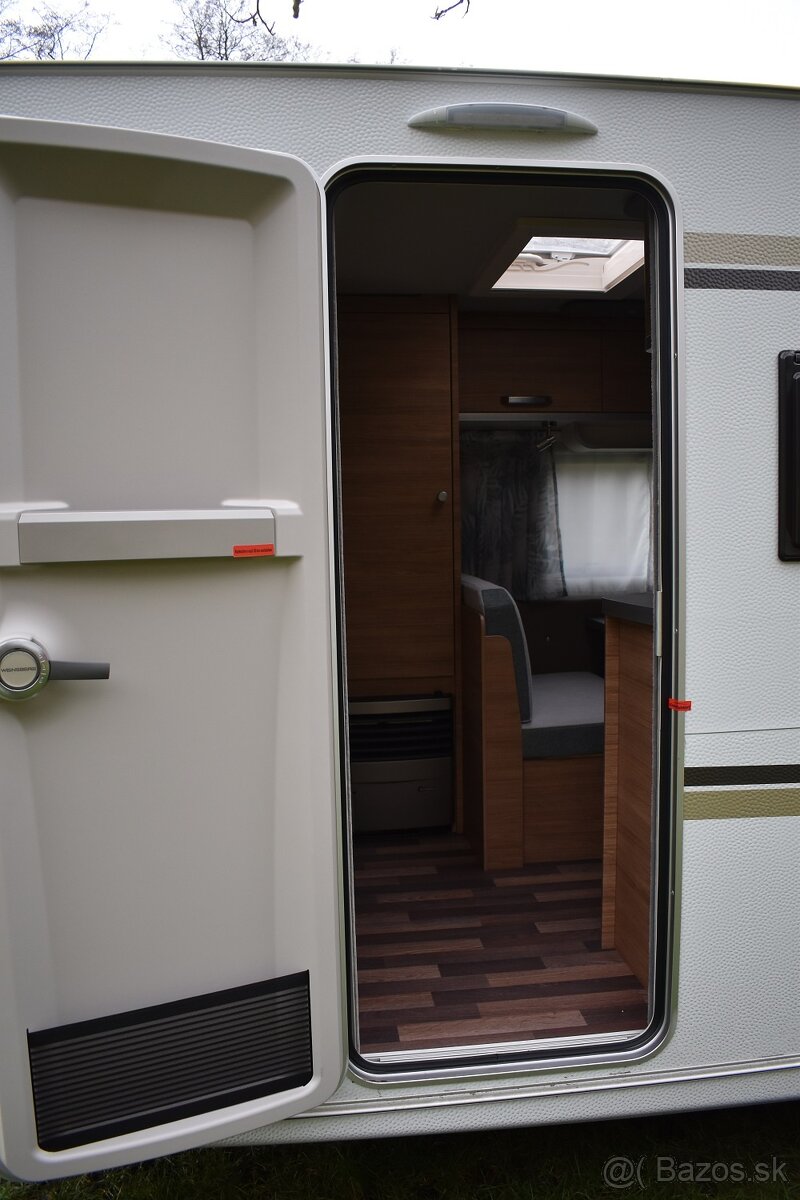 Karavan Weinsberg 500 FDK SKLADOM nový 19.500.-€ bez DPH - 17