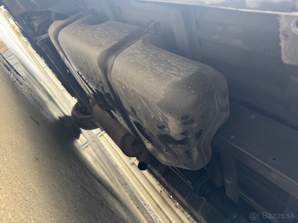 Iveco dodávka do 3,5t dĺžka 6,9m,typ motora:F1CE3481K B - 17