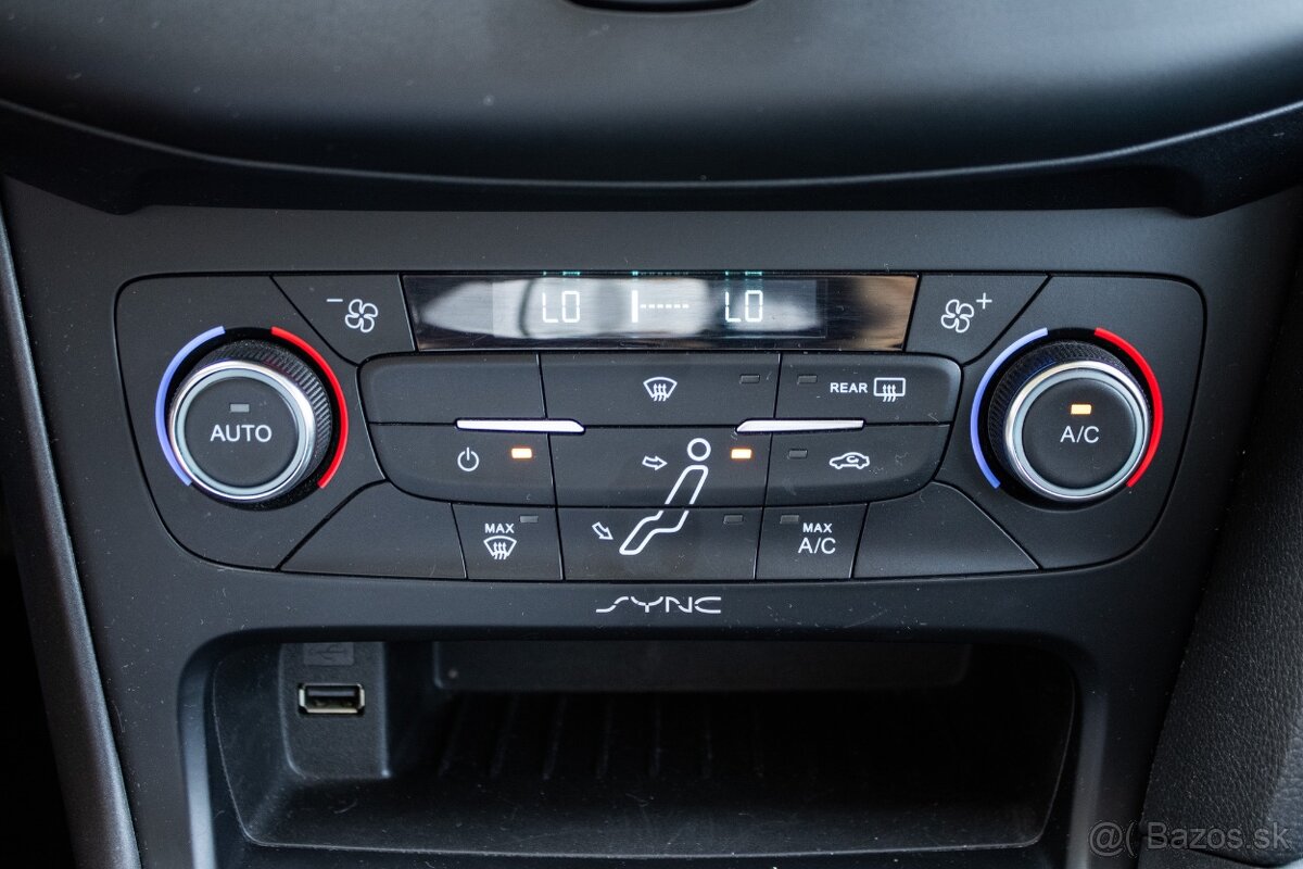 Ford Focus Kombi 1.0 EcoBoost Business X 2017 - 17