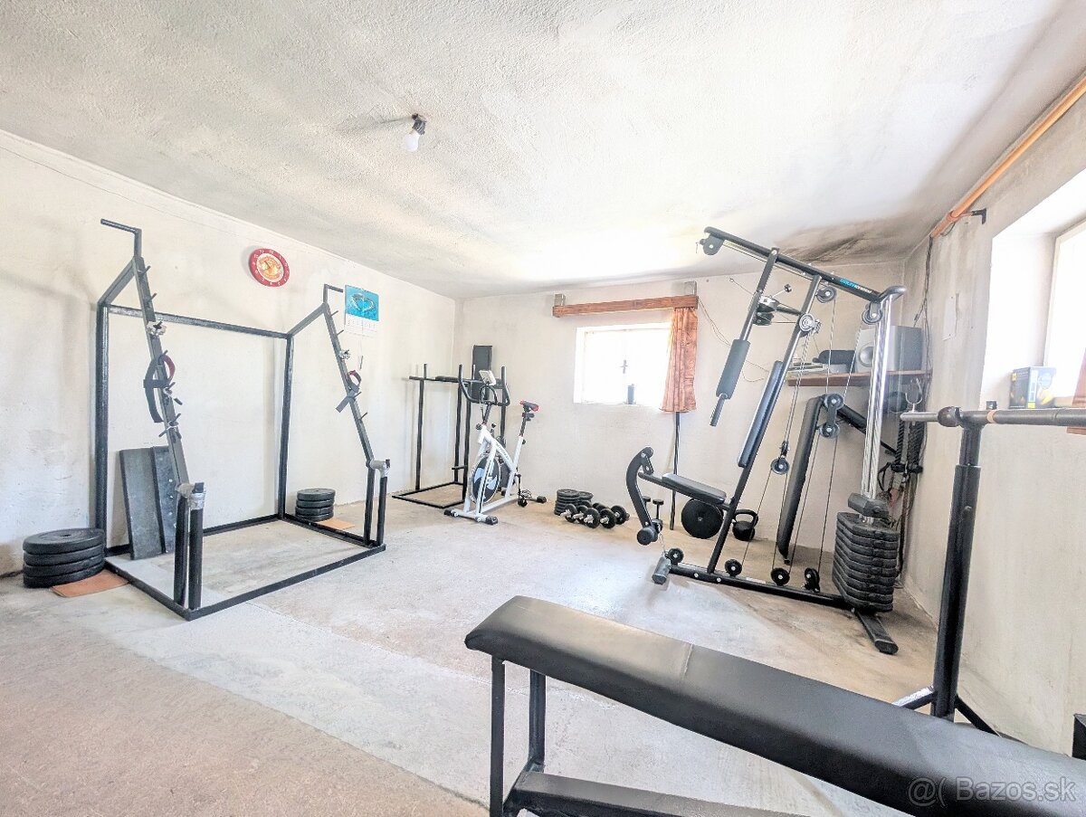 Rodinný dom so záhradou v Rožňave - 17