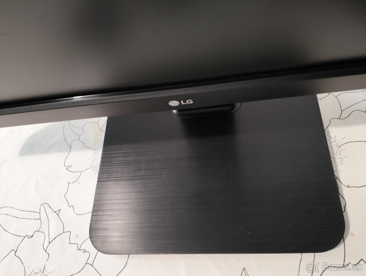 LG 27” 16:9 IPS Monitor príjemný na čítanie - 17
