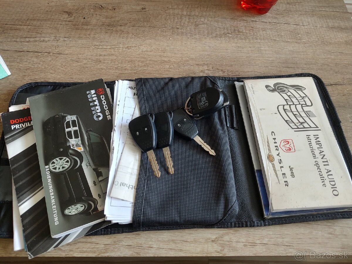 Dodge Nitro 2.8 CRD - 17