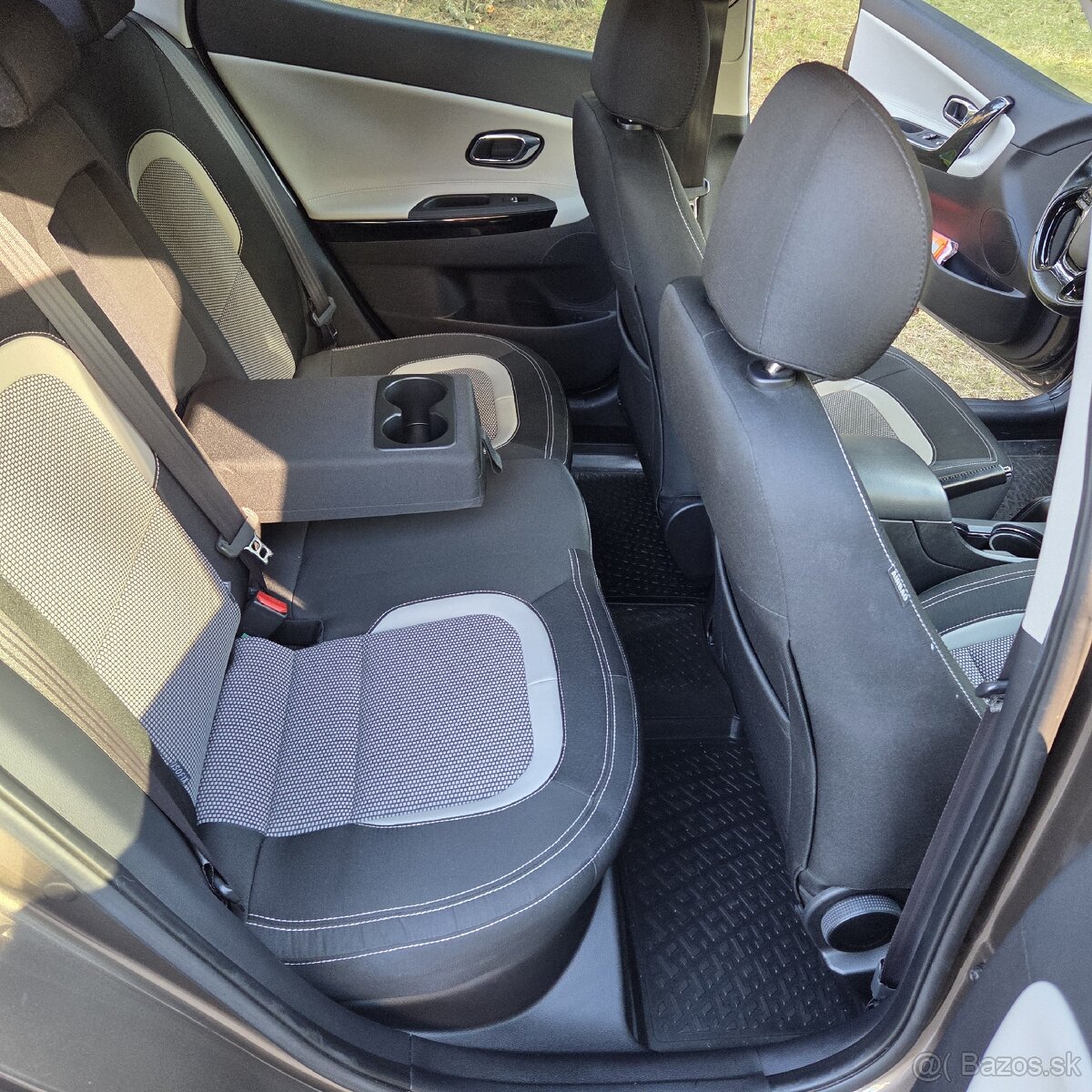 Kia ceed 1,6 GDi gold - 17