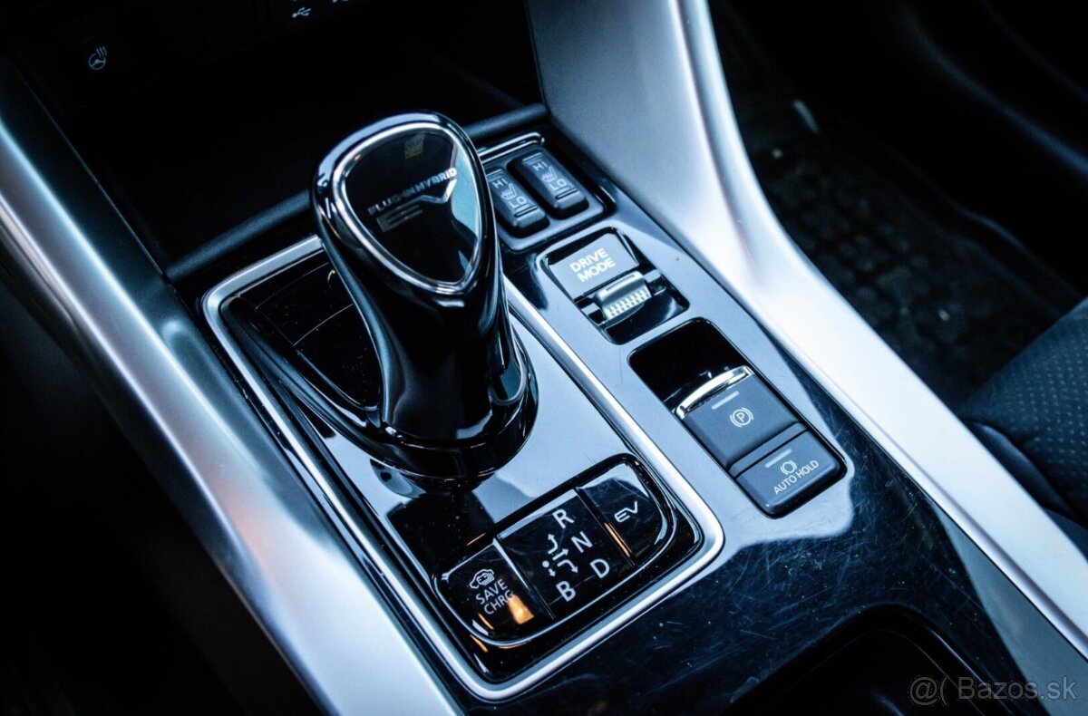 Mitsubishi Eclipse Cross PHEV 4x4 INSTYLE 2023 – AWD - 17