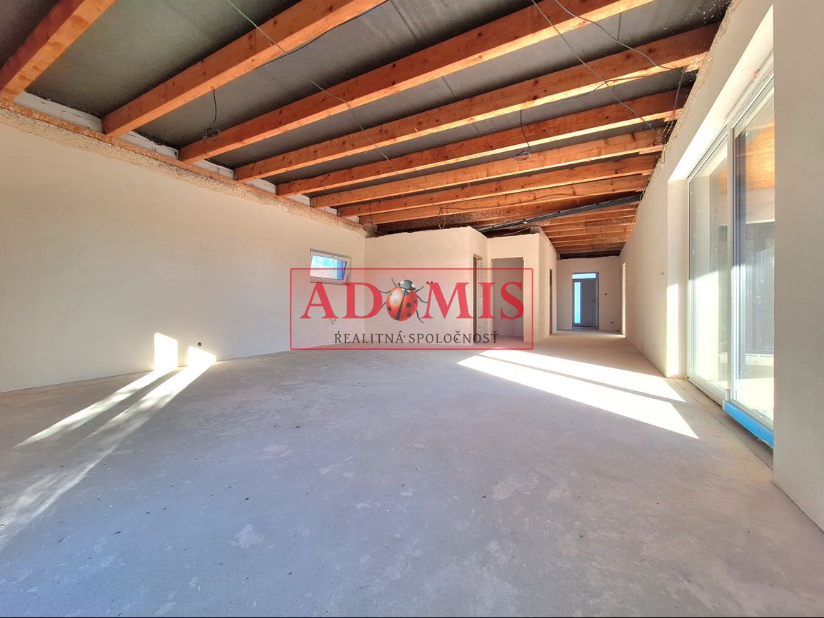 ADOMIS - Predáme bungalov Veľká Ida 160m2 + teraska 30m2, 94 - 17