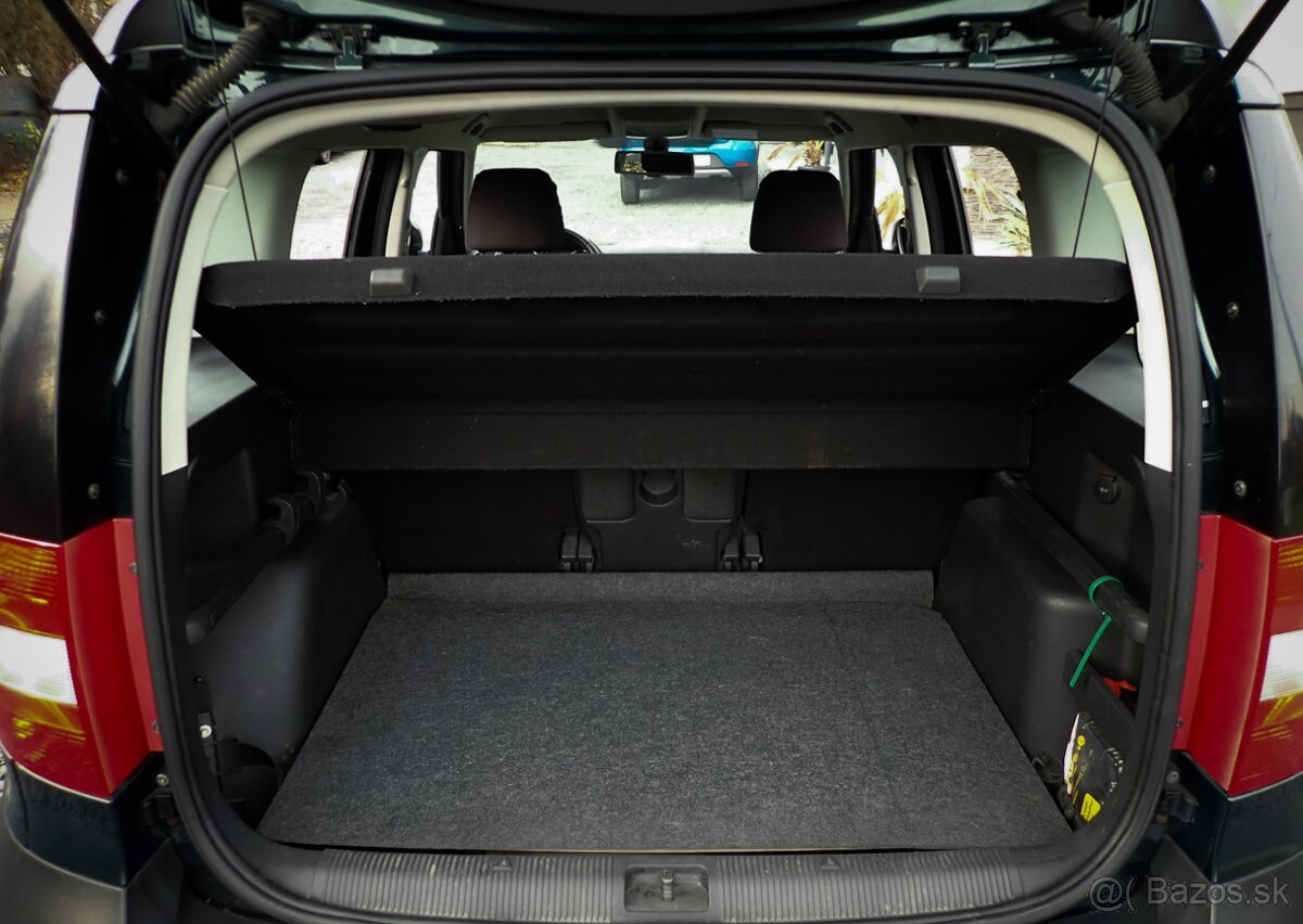 ŠKODA YETI 2.0TDI 4x4 - 81kw - XENON-MANUAL-ŤAŽNE-STK - 17