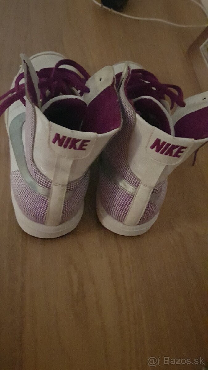 Adidas 35, Nike 36/37, 38, topanky 36 a 2x lodicky 37 - 17