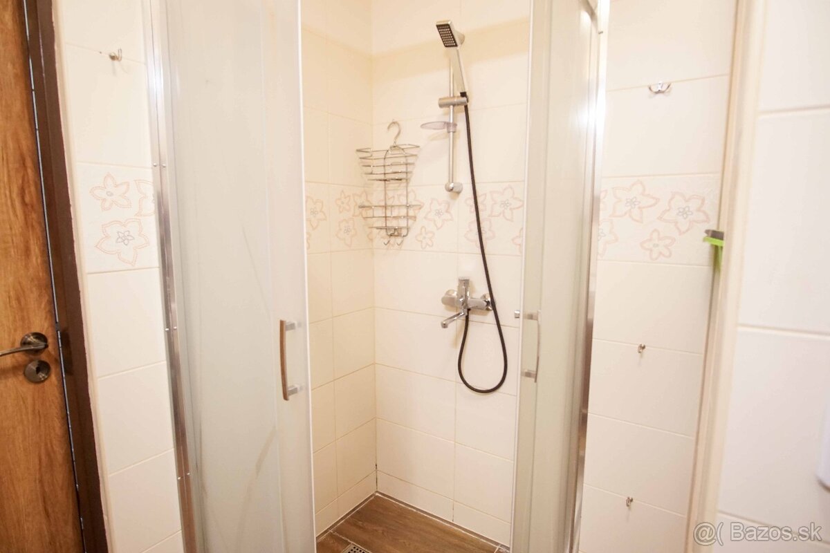 Na prenájom prerobený a zaridený 1-izbový byt blízko stanice - 17