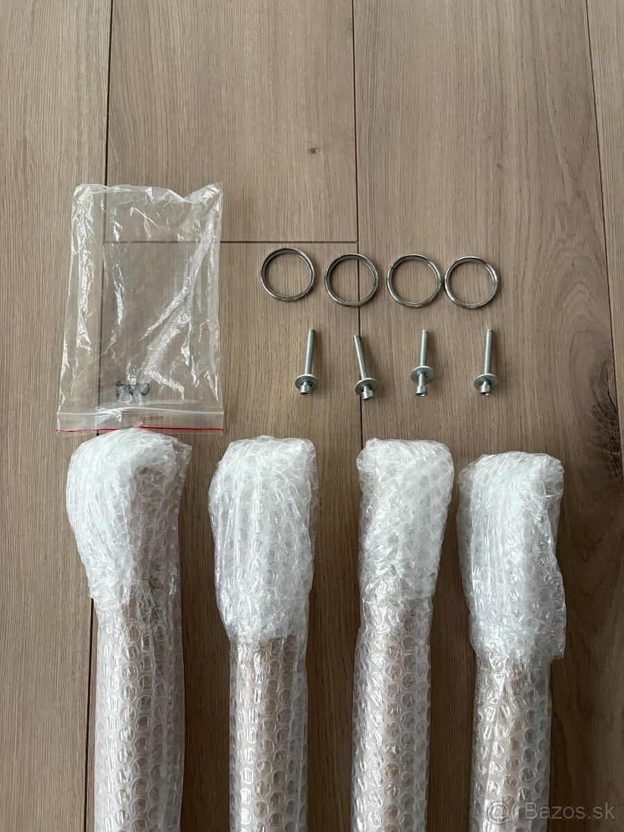 Jedálenský stôl - 17