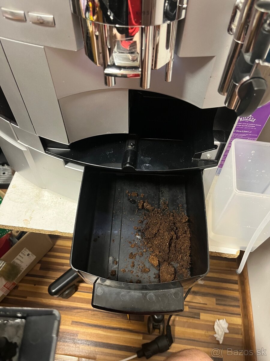 Kávovar Jura XS95 - 17