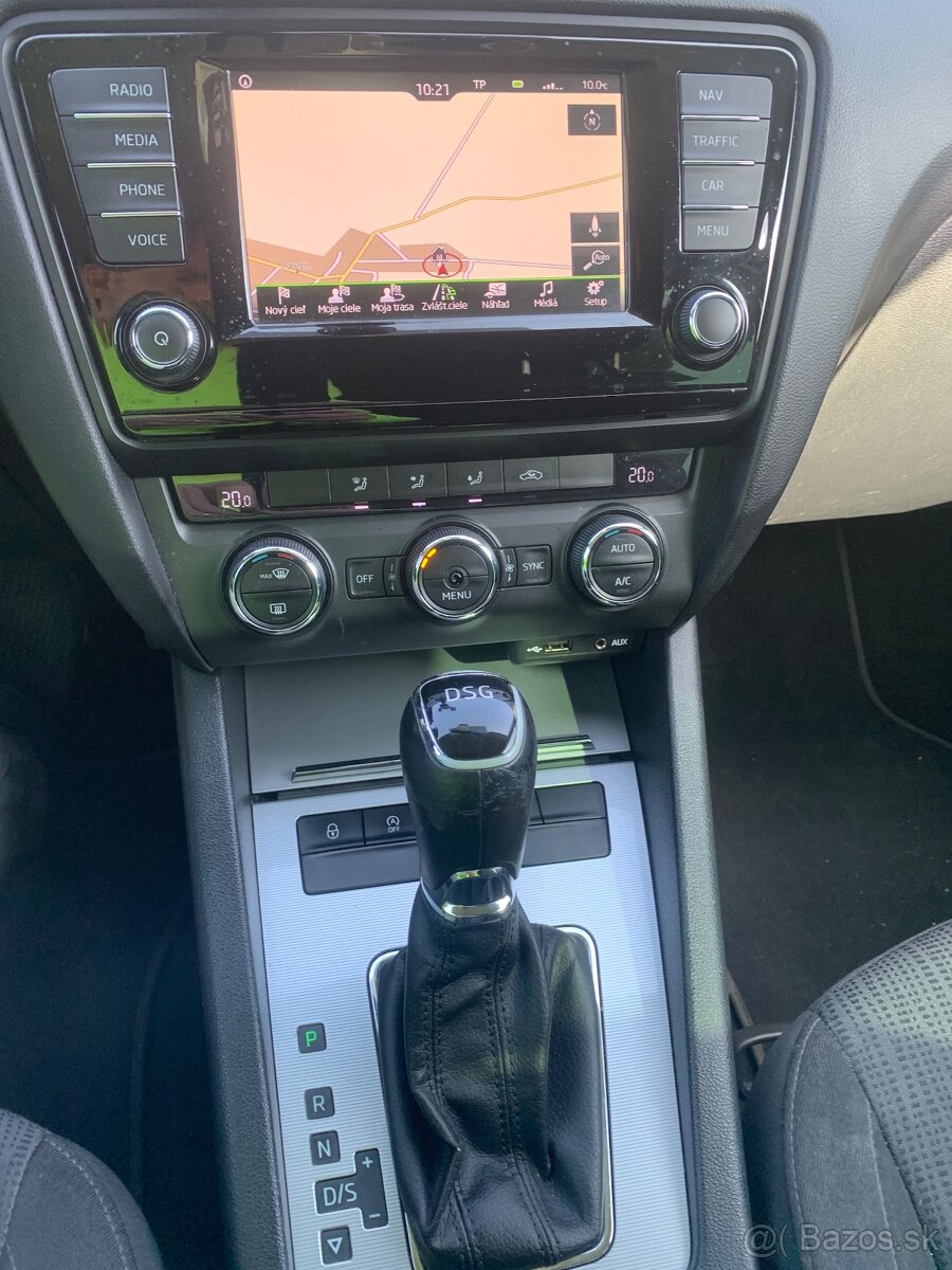 Škoda Octavia combi 2.0 DSG - 17