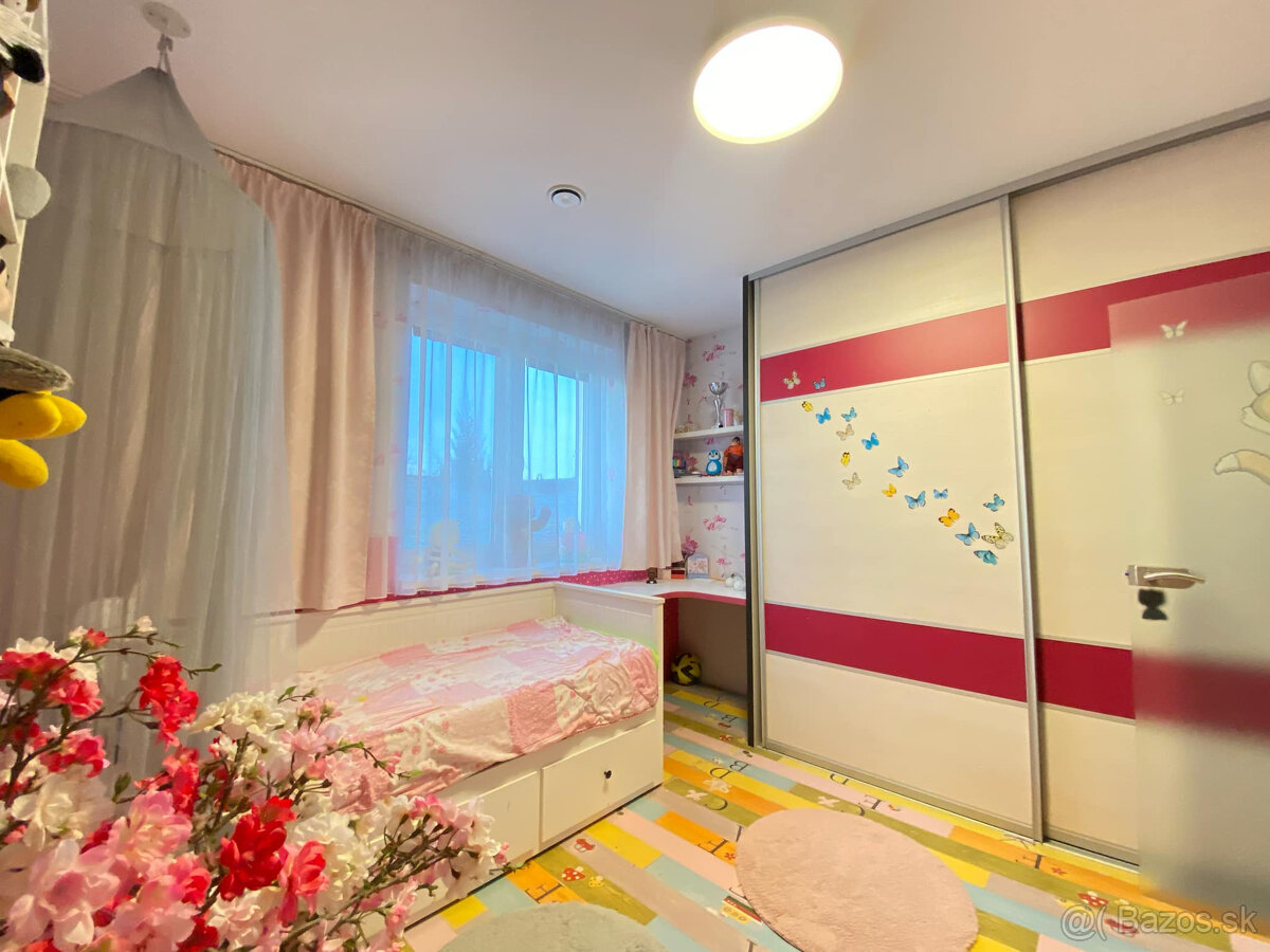 310 000,- € ZNÍŽENÁ CENA Na predaj krásny, štýlovo zari - 17