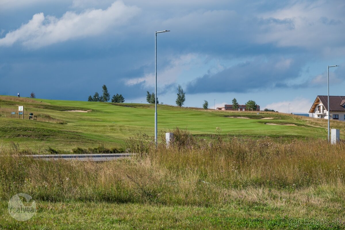 Stavebný pozemok pri golfovom ihrisku - Malý Slavkov - 17