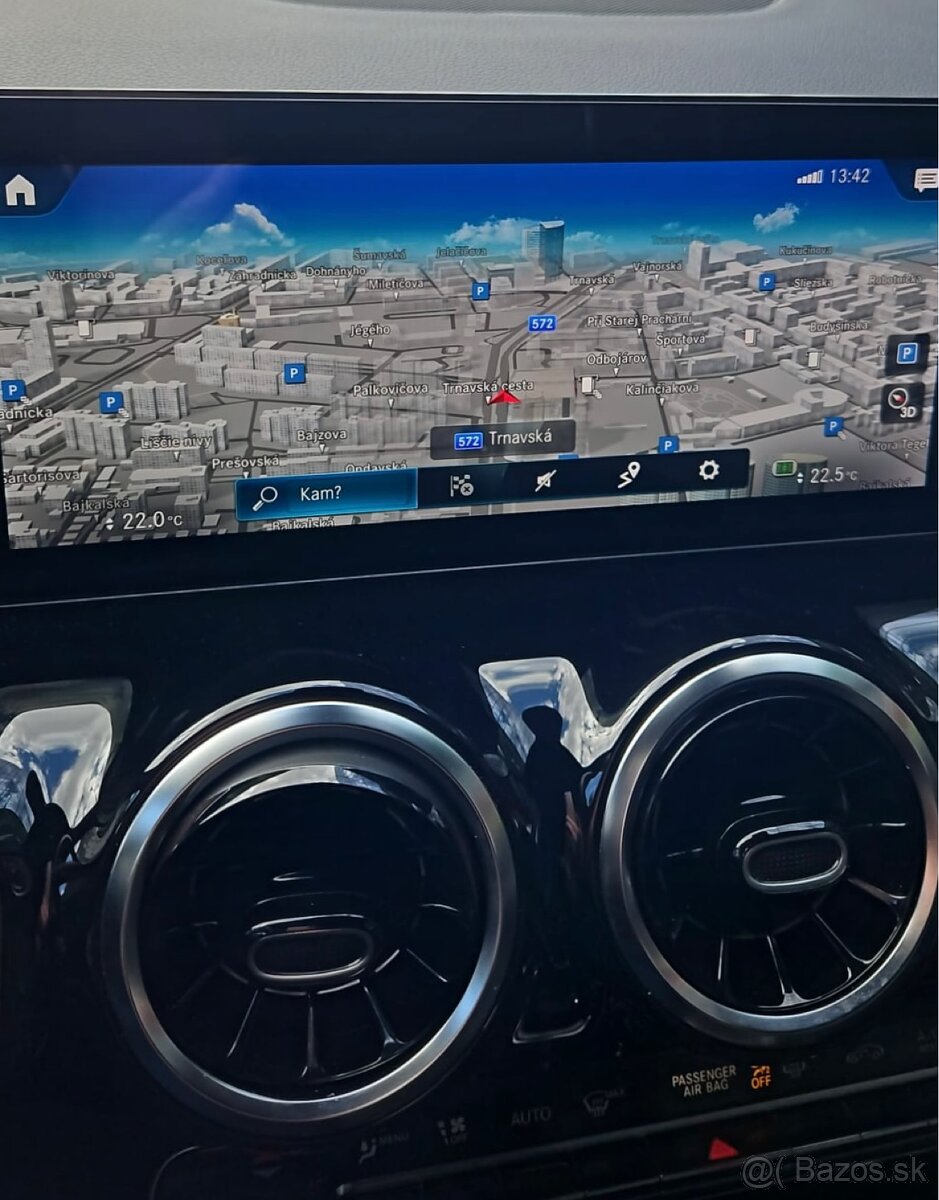 Mercedes-Benz GLA 200d - 17