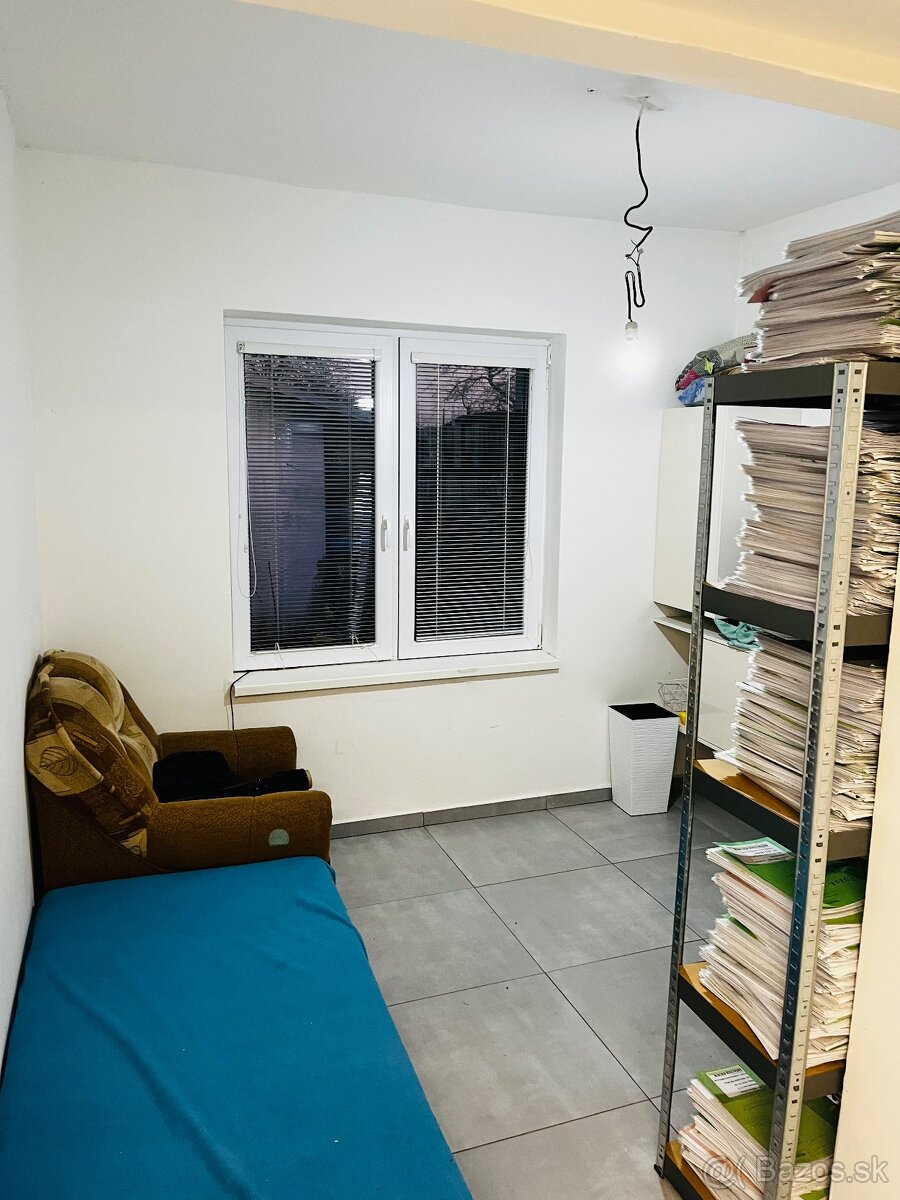 Kompletne zrekonštruovaný RD, 1868m2, Čemerné, VT - 17