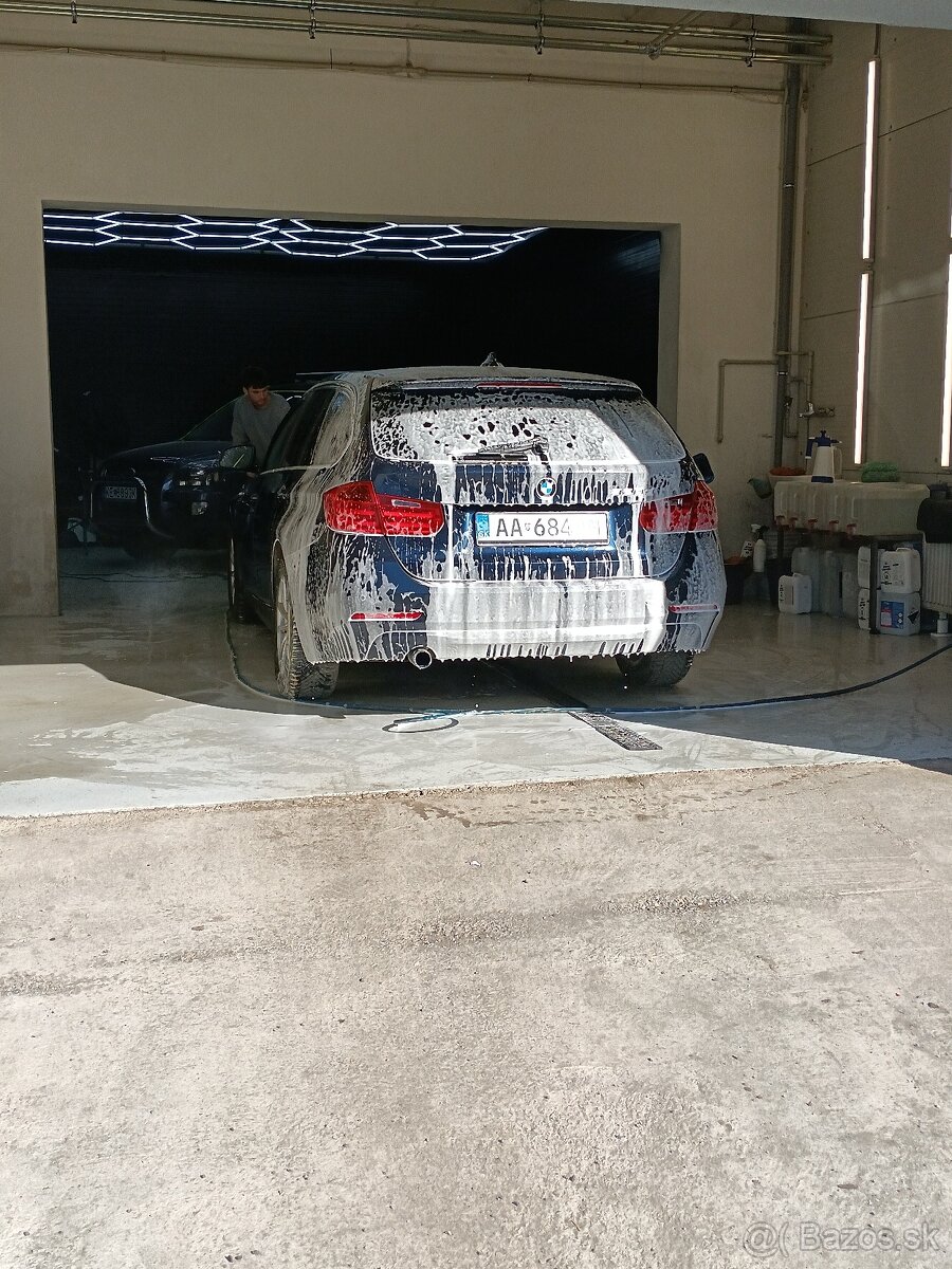 BMW 320D kombi rok 2013 - 17