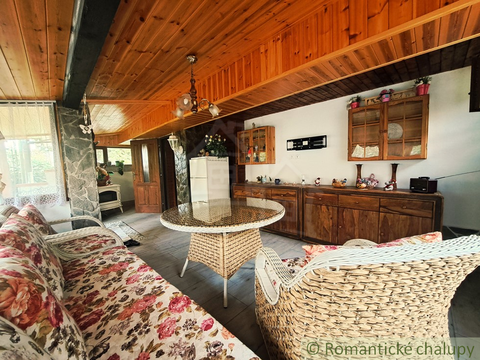 Romantická chata v rekreačnej oblasti v peknom lesnom pros - 17