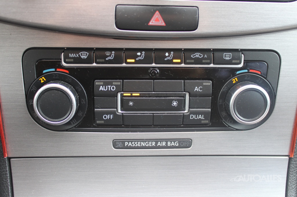 Volkswagen Passat Variant 1,6 TDi 77 kW - 17