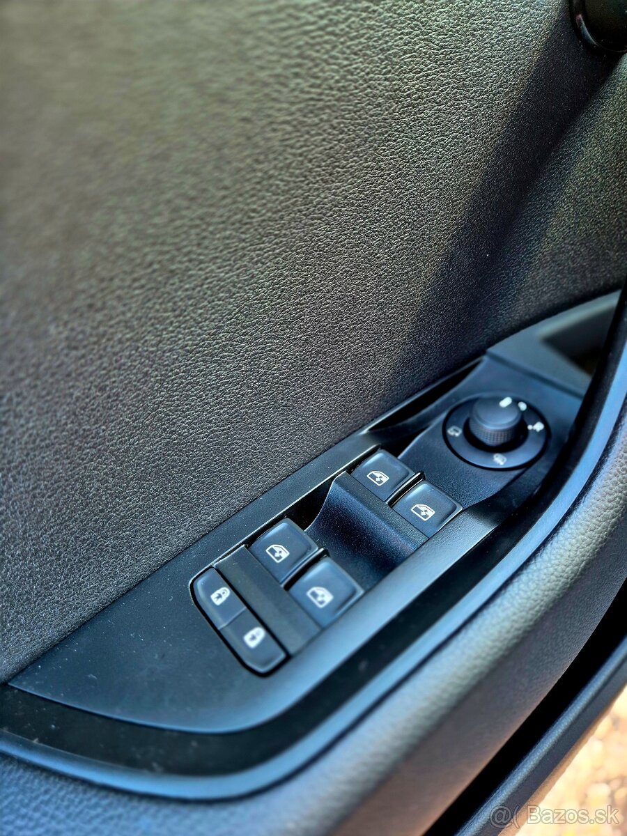 Škoda Superb 2.0 TDi_ 110kW_ 2021_EXECUTIVE - 17