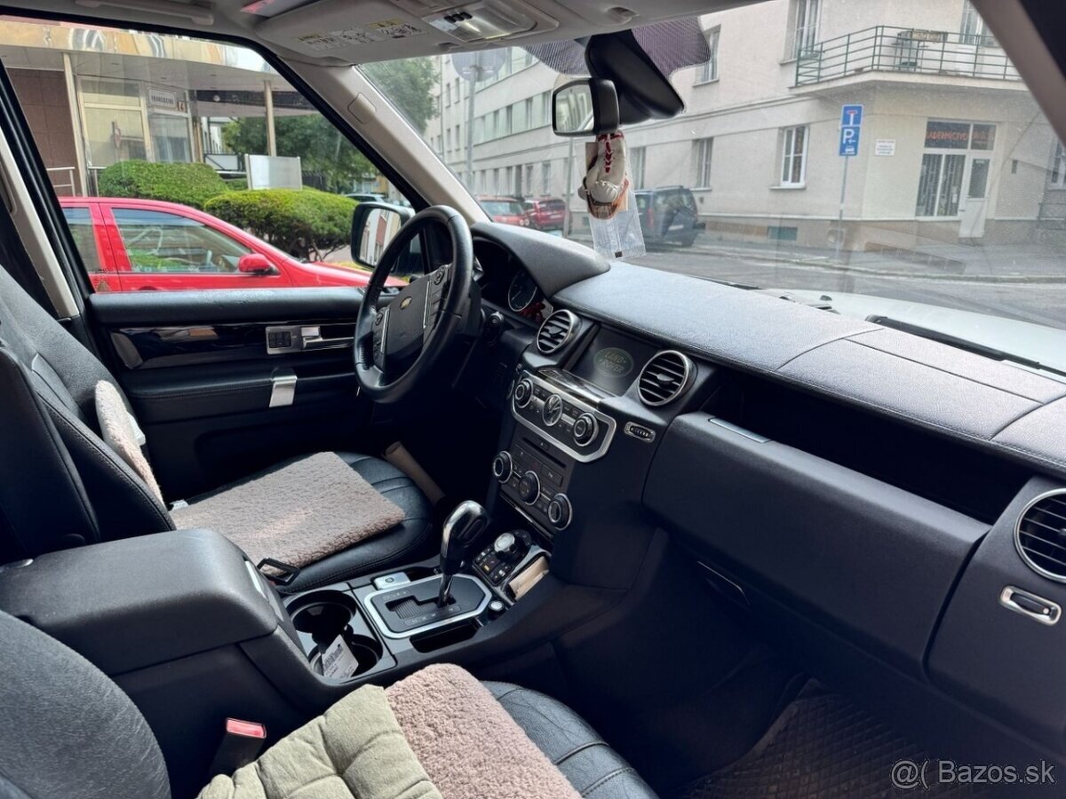 Predám LAND ROVER DISCOVERY 4 krásny stav. - 17