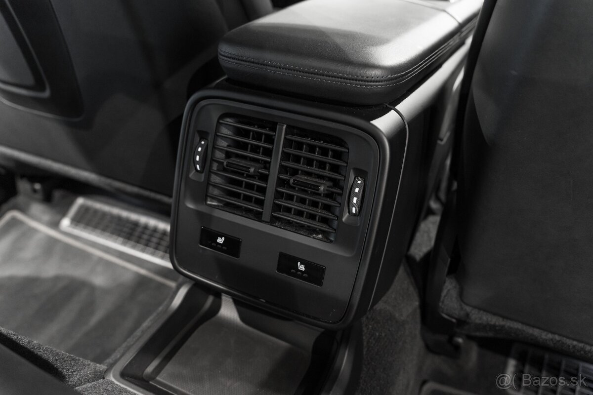 Porsche Taycan Turbo S 93.4 kWh - 17