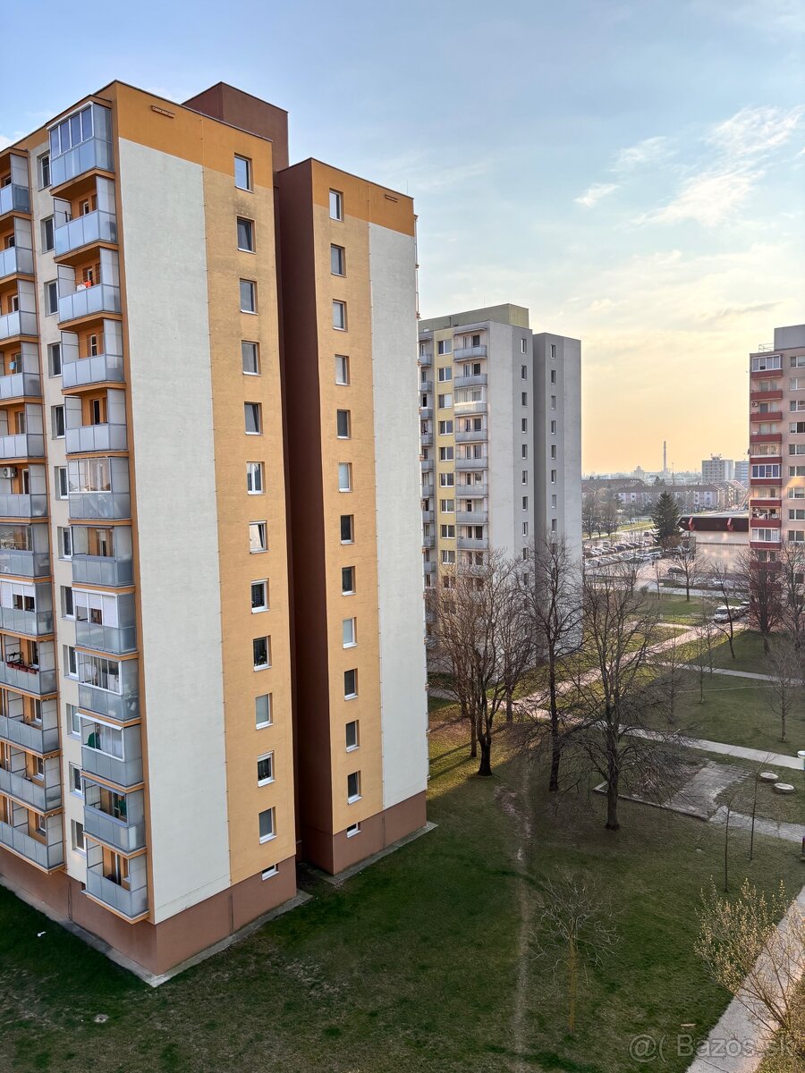 TREEF | NA PREDAJ 2-izbový byt na Družbe - 17