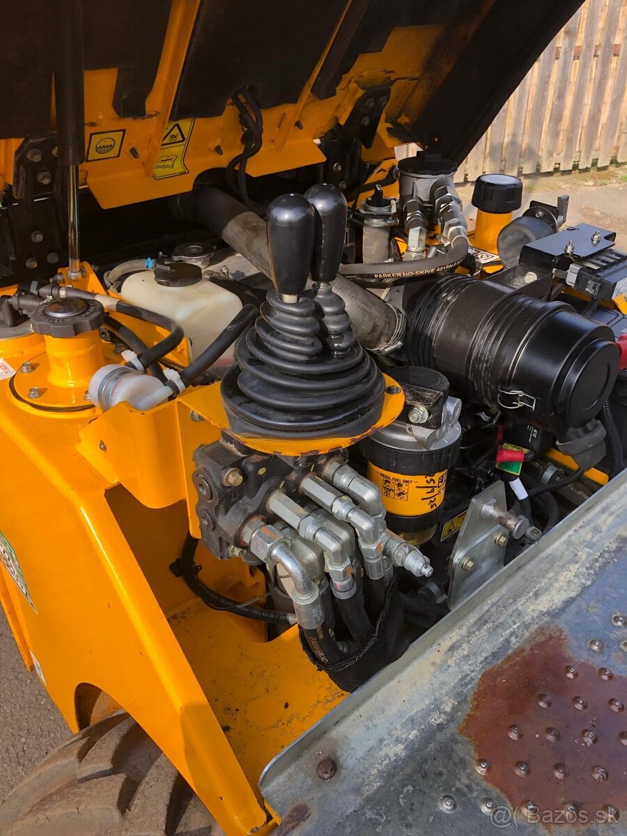 Prodám Kolový dumper JCB 1T - 2S5 - 17