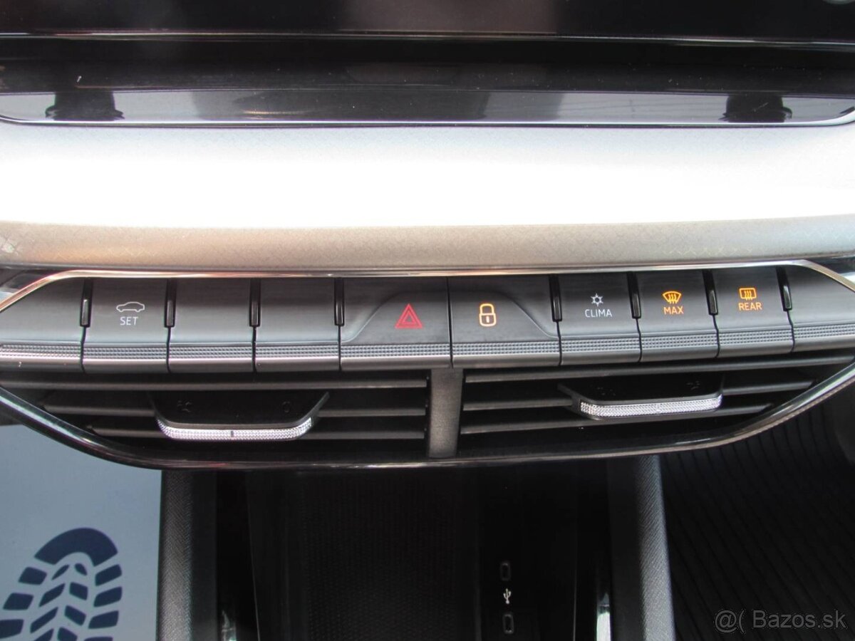 Škoda Octavia 2.0 TDI Ambition DSG, 4x4 - Pôvodný lak, 1. ma - 17