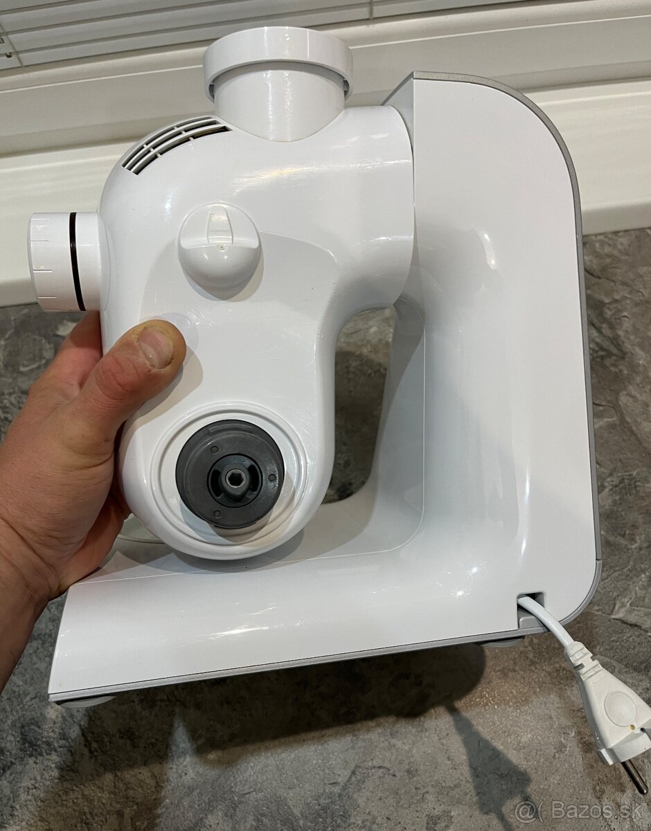 Bosch MUM 54230 900W kuchynský robot - 17