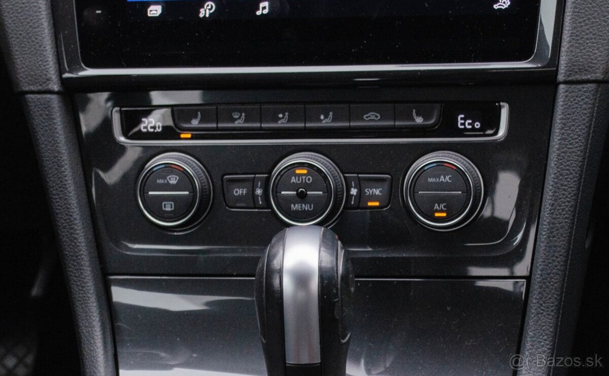 Volkswagen Golf e - 17