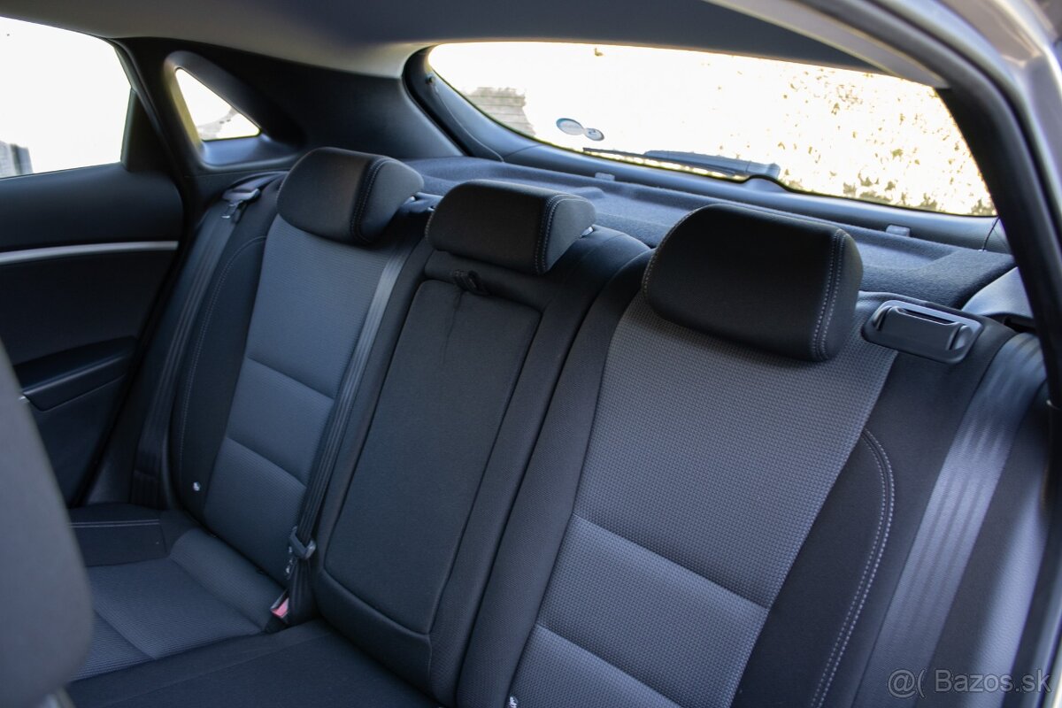 Hyundai i30 1.6 CRDi DOHC 16V Family 84tis. km - 17