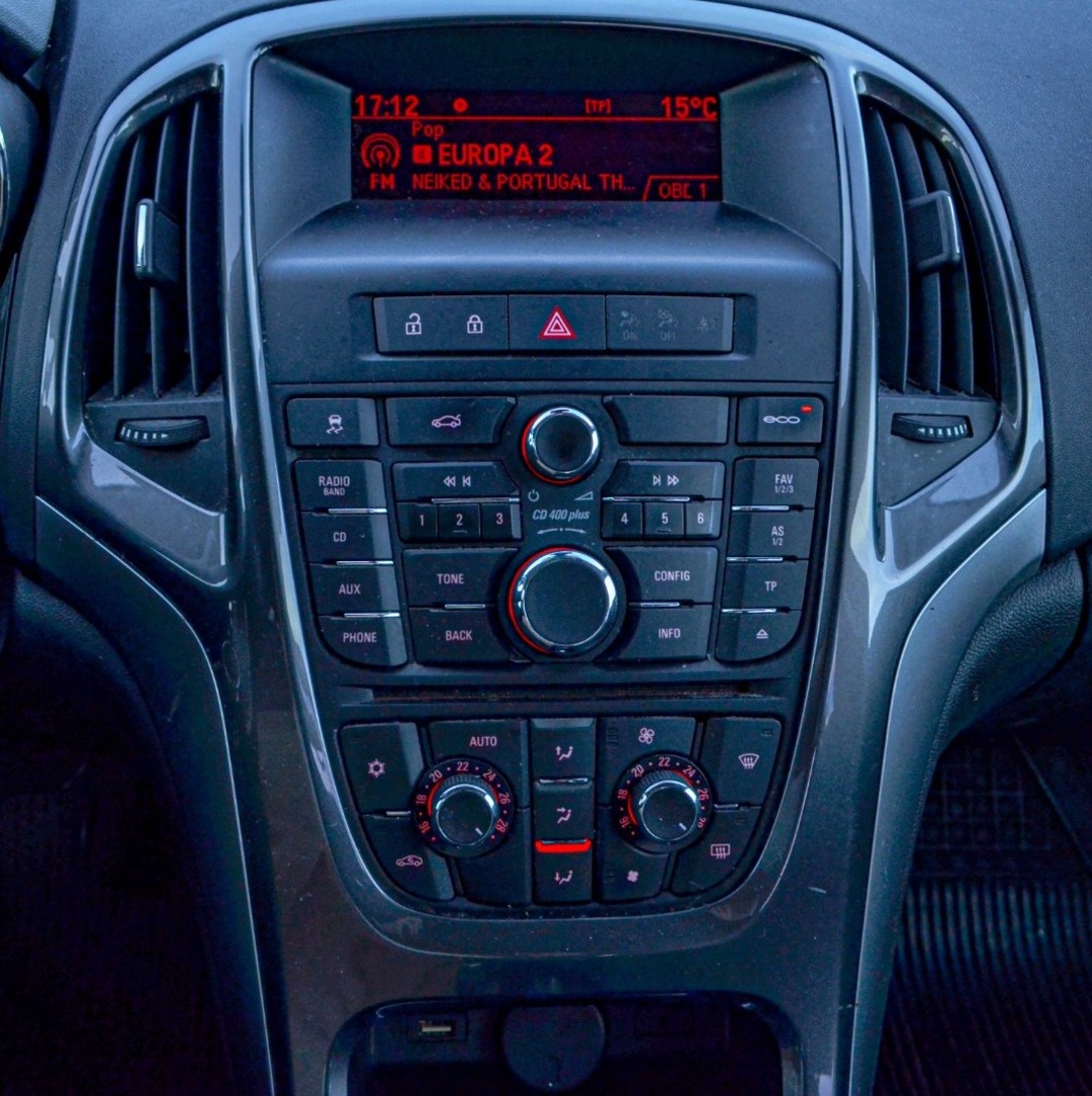 Opel Astra Sedan 1.6 CDTI 100 kw - 17