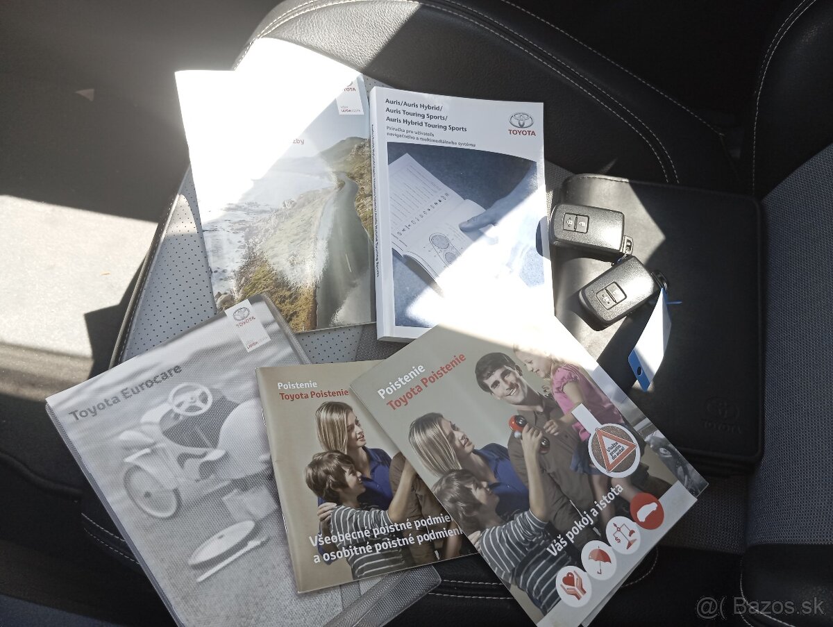 Toyota Auris TS - combi 1,6benzín, SR,EXECUTIVE,2x kolá - 17