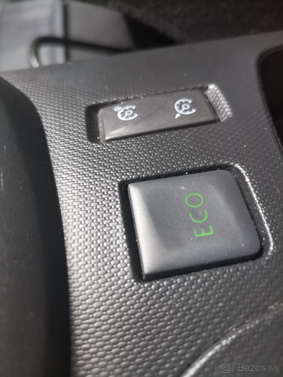 Renault Captur 43742KM BENZIN - 17