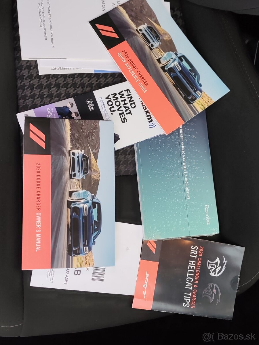 Dodge charger 5.7hemi 276kw rok vyroby 2020 - 17